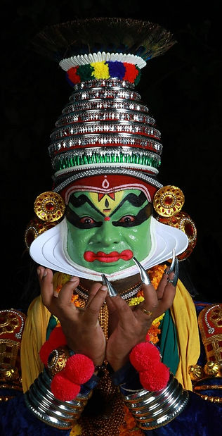 Pallippuram Sunil Kathakali artist